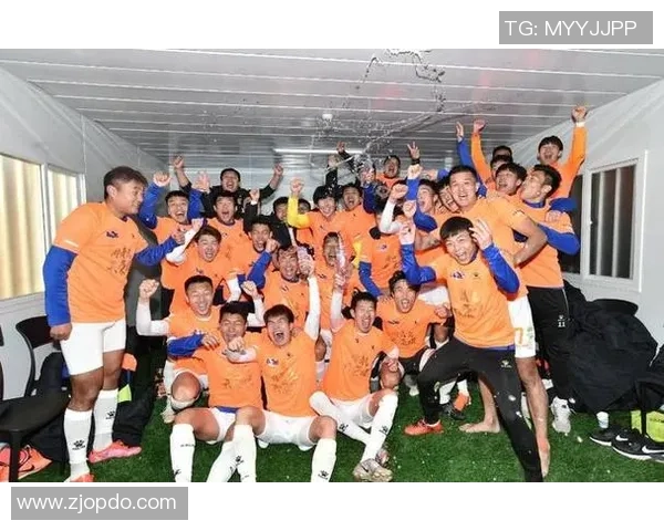 上海篮球队在冠军赛中的灵活战术与团队协作表现分析