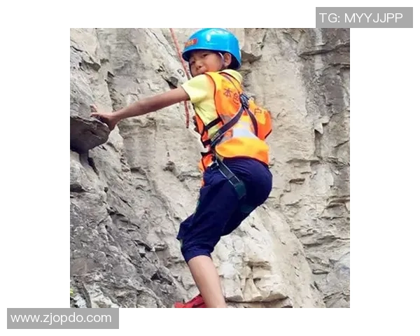 西安攀岩队的耐力挑战与训练揭秘，勇攀高峰的精神之旅