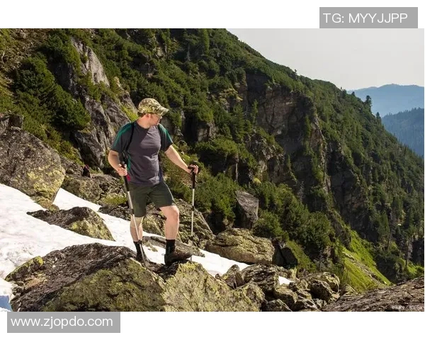 攀岩深度探索：揭秘北京攀岩队如何逆袭成功与挑战